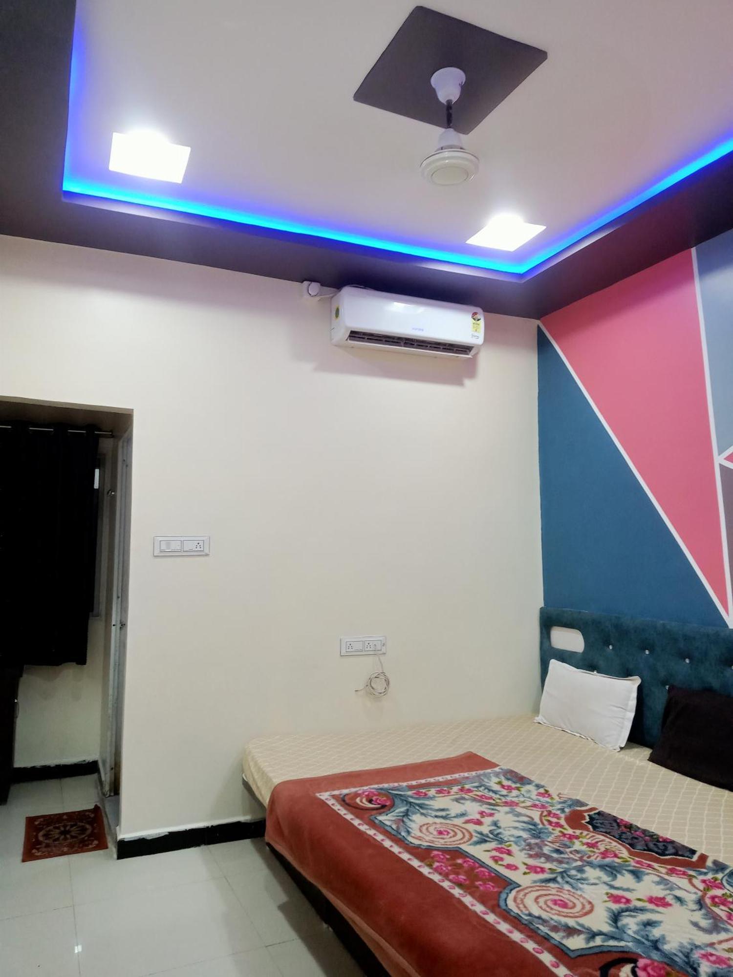 Hardik Palace Ujjain Exterior photo